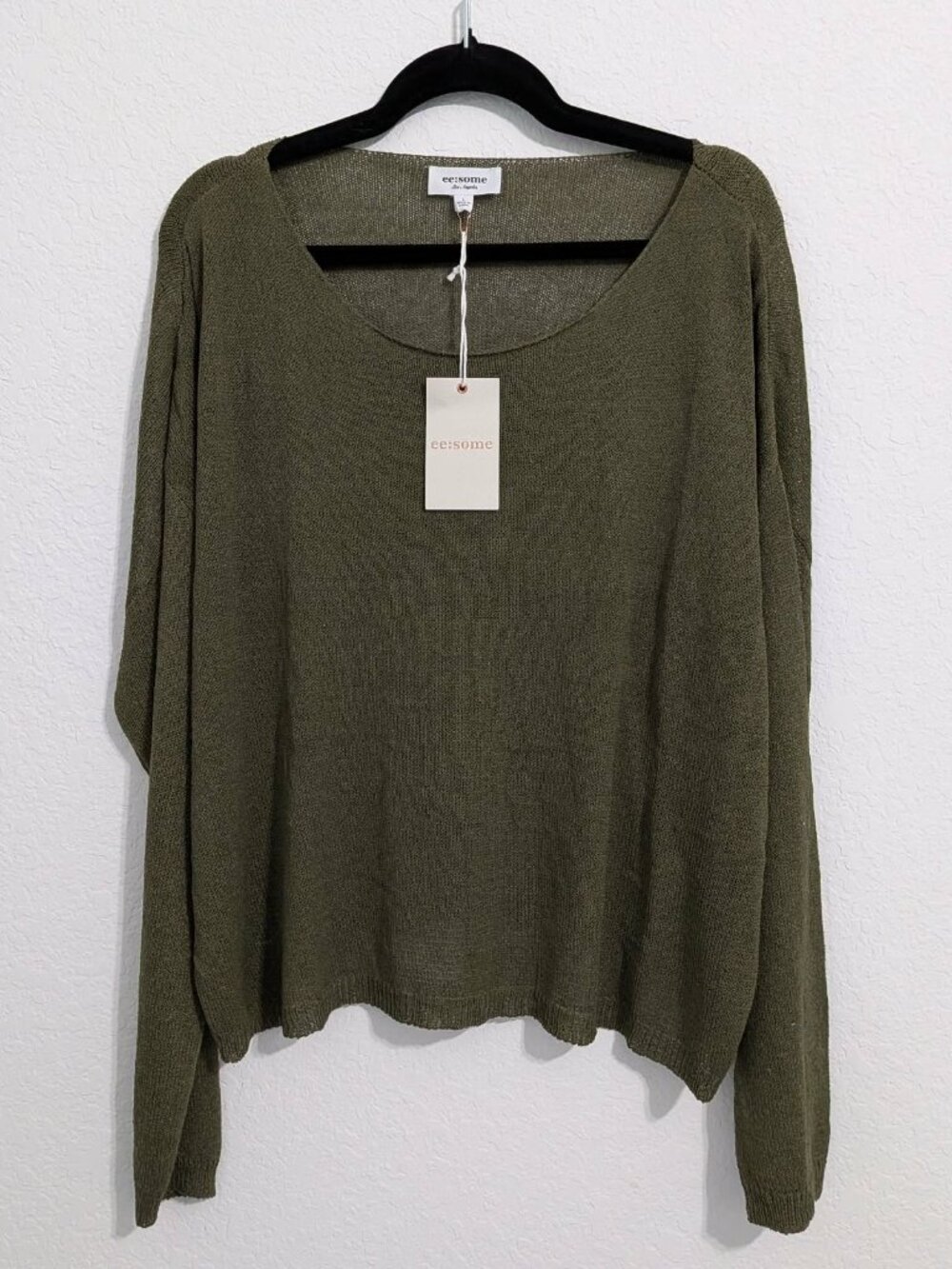 eesome Women's Olive Green Long Sleeve Sweater NWT (Large)